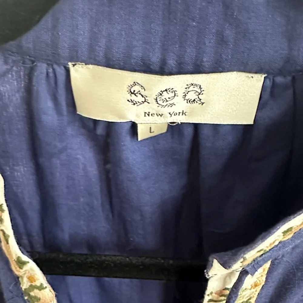 Sea Navy Floral blouse from Tuckernuck. - Picture 2 of 3